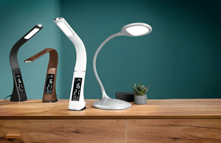 casaNOVA LED Schreibtischlampe SWING schwarz