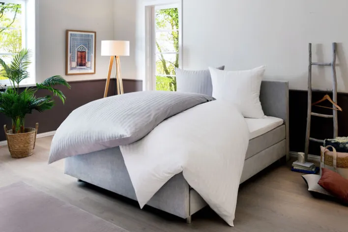 casaNOVA Satin-Bettwäsche SABRINA 135 x 200 cm silbergrau