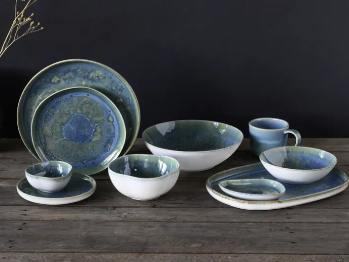 CreaTable Servierplatte YUKI 33 cm Hochwertiges Steinzeug blau/weiß