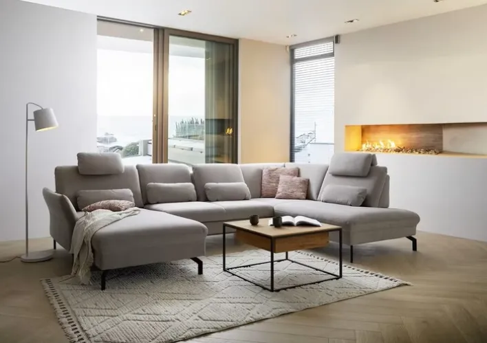 HAUKE HENDRIKS Couchtisch PATRIZIA 70 x 70 cm Eiche massiv