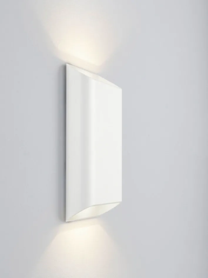 helestra Badlampe Wand TOCO Aluminium 20 x 14,5 x 4 cm matt Weiß