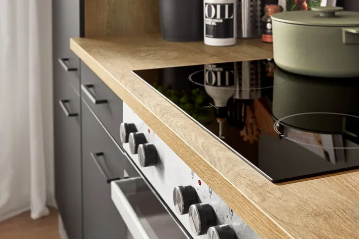 Küchenzeile MARY Touch Schwarz/ Endgrain Oek 270 cm