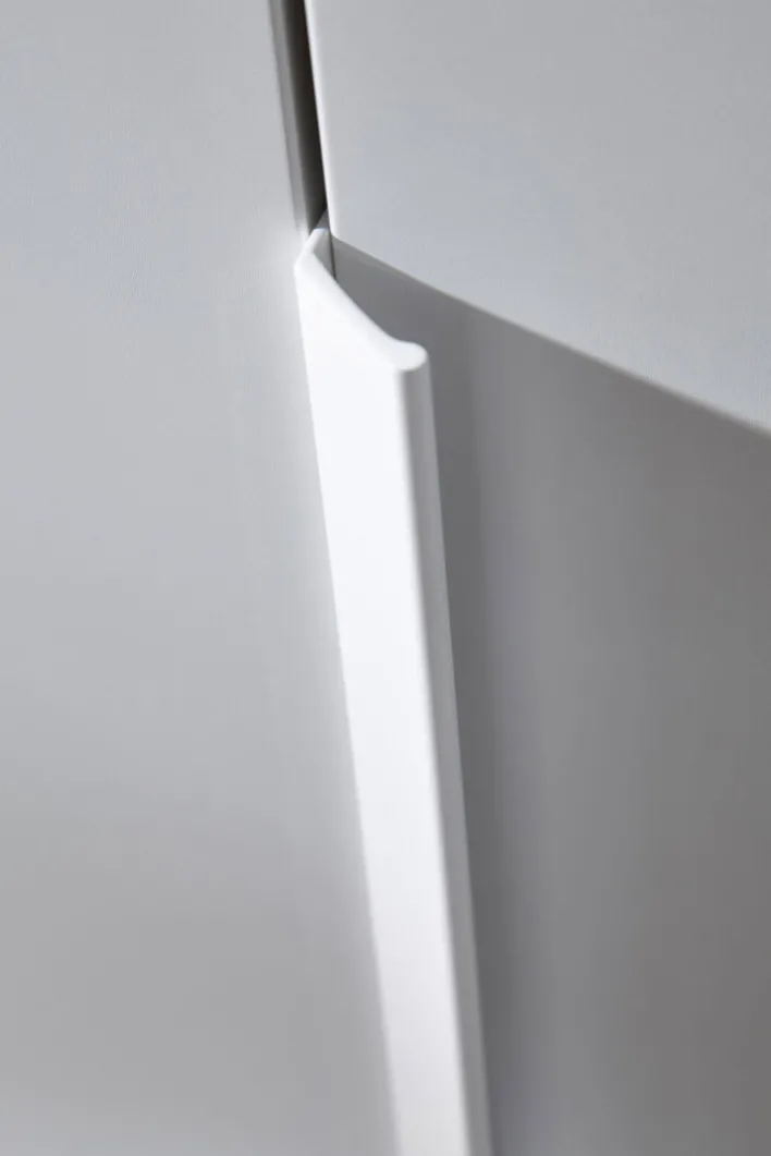 Kleiderschrank PURISMA weiß