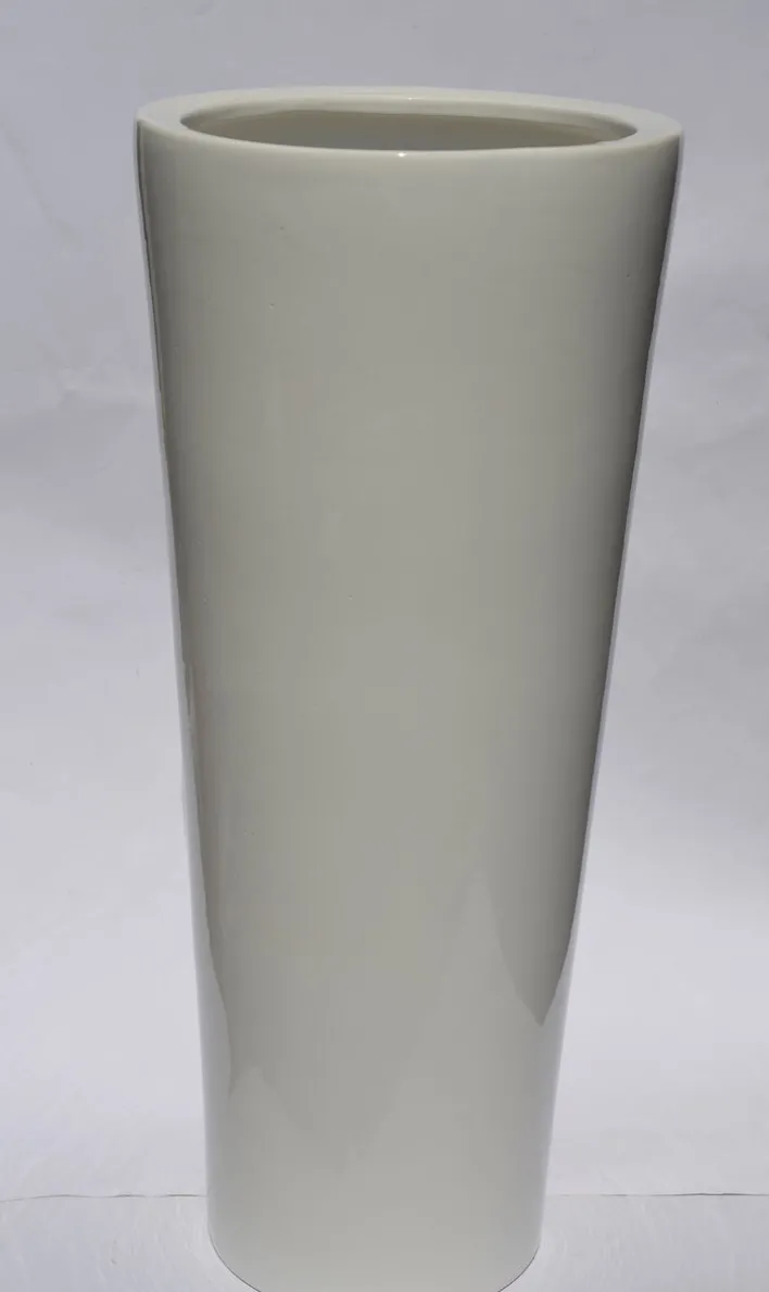 Konische Bodenvase /Vase aus Keramik H 55 /Ø 24 Weiß glänzend