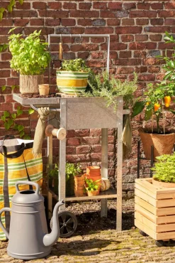 MICA DECORATIONS Pflanztisch KEN 127 cm grau