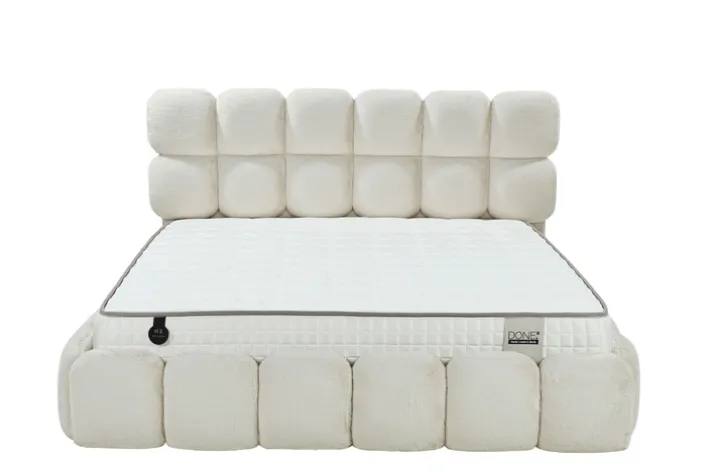 Polsterbett BALOON 180 x 200 cm weiß