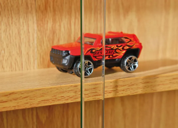 Sammlervitrine MIO 80x60x9,5 cm Buche Dekor