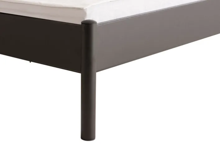 TRAUMWERKSTATT Metallbettgestell SVENJA 140 x 200 cm schwarz