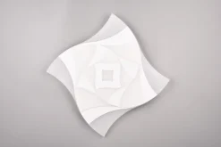 TRIO LED Deckenlampe AKITA 48 x 48 cm weiß